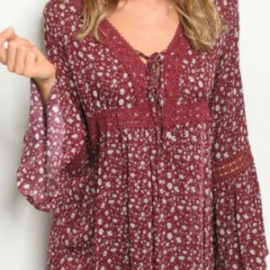 FLORAL BELL SLEEVE LACE UP BUST PEASANT TOP SMALL